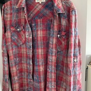 Cute button up shirt